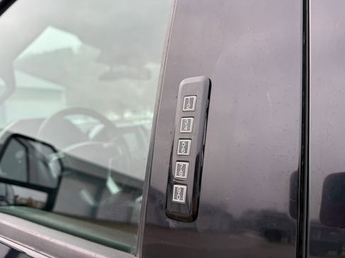 Used 2019 Ford F250 Lariat w/ Lariat Ultimate Package image 12