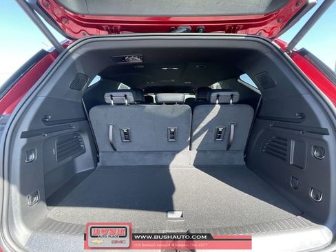 New 2025 Chevrolet Traverse LT w/ Enhanced Driving Package image 26