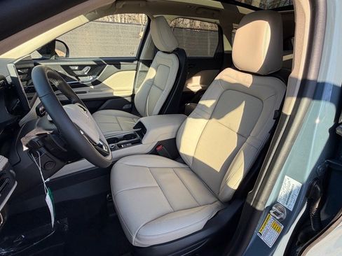 New 2026 Lincoln Corsair Grand Touring image 22