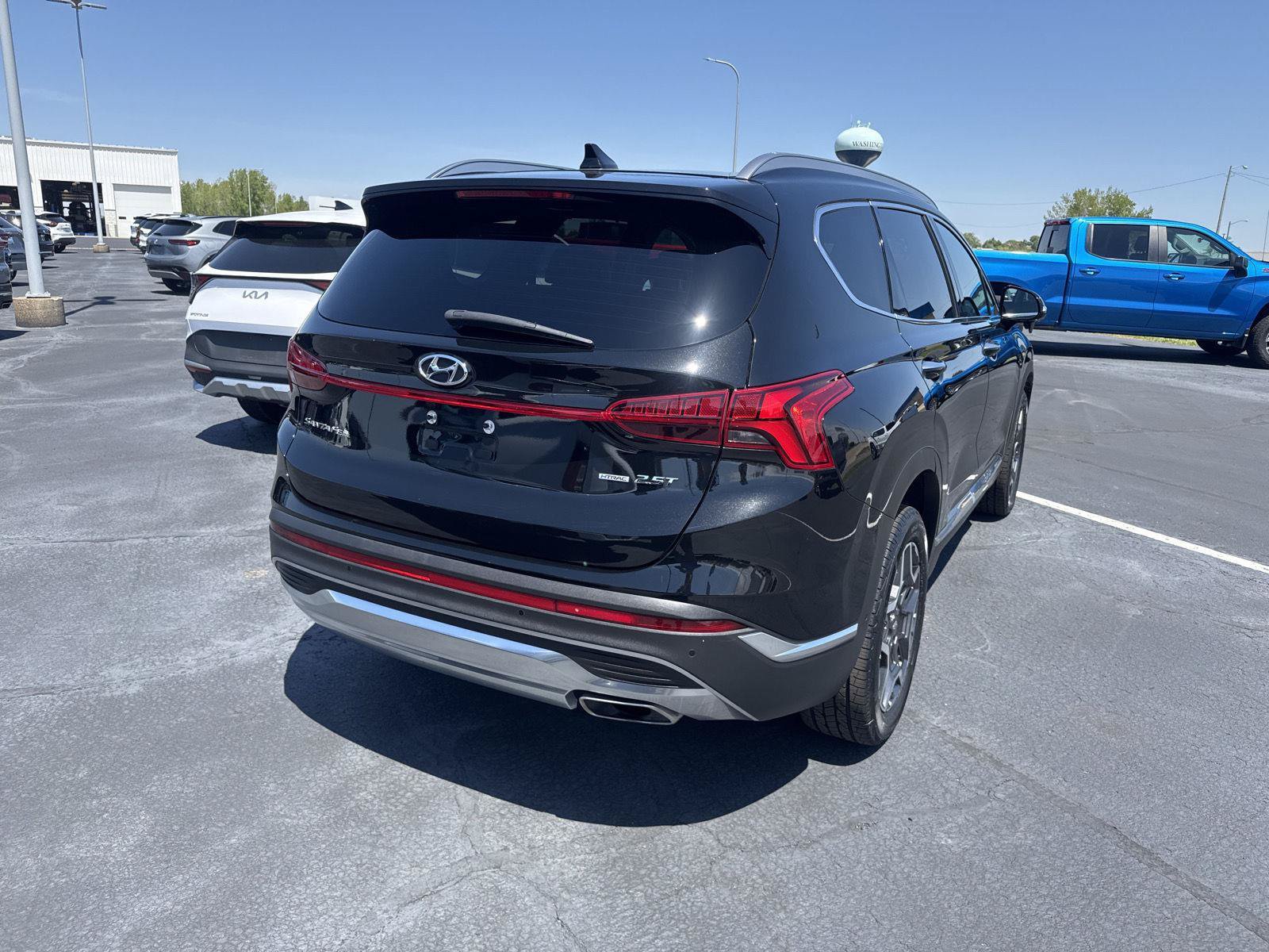 Used 2023 Hyundai Santa Fe Limited AWD/4WD image 3