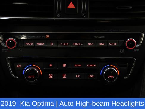 Used 2019 Kia Optima EX w/ EX Premium Package image 17