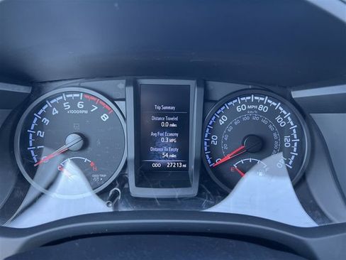 Used 2023 Toyota Tacoma SR AWD/4WD image 13