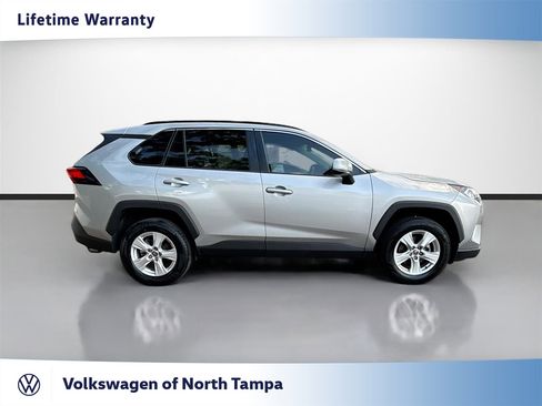Used 2021 Toyota RAV4 XLE AWD/4WD image 1