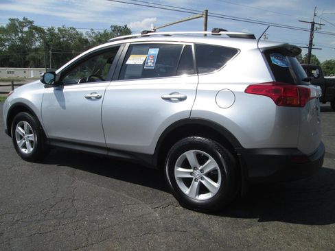 Used 2014 Toyota RAV4 XLE AWD/4WD image 39