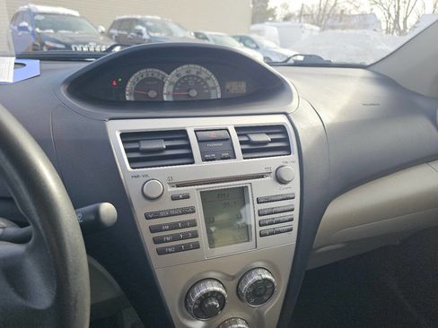 Used 2007 Toyota Yaris S image 17