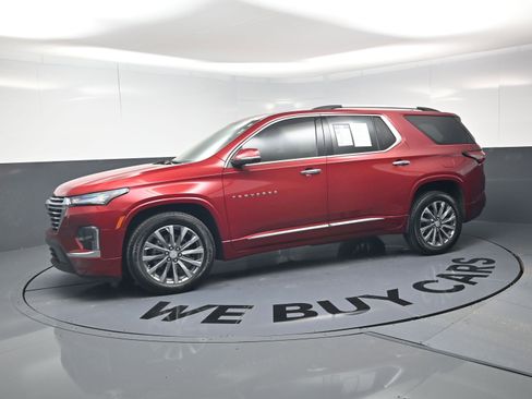 Used 2023 Chevrolet Traverse Premier w/ LPO, Floor Liner Package image 6