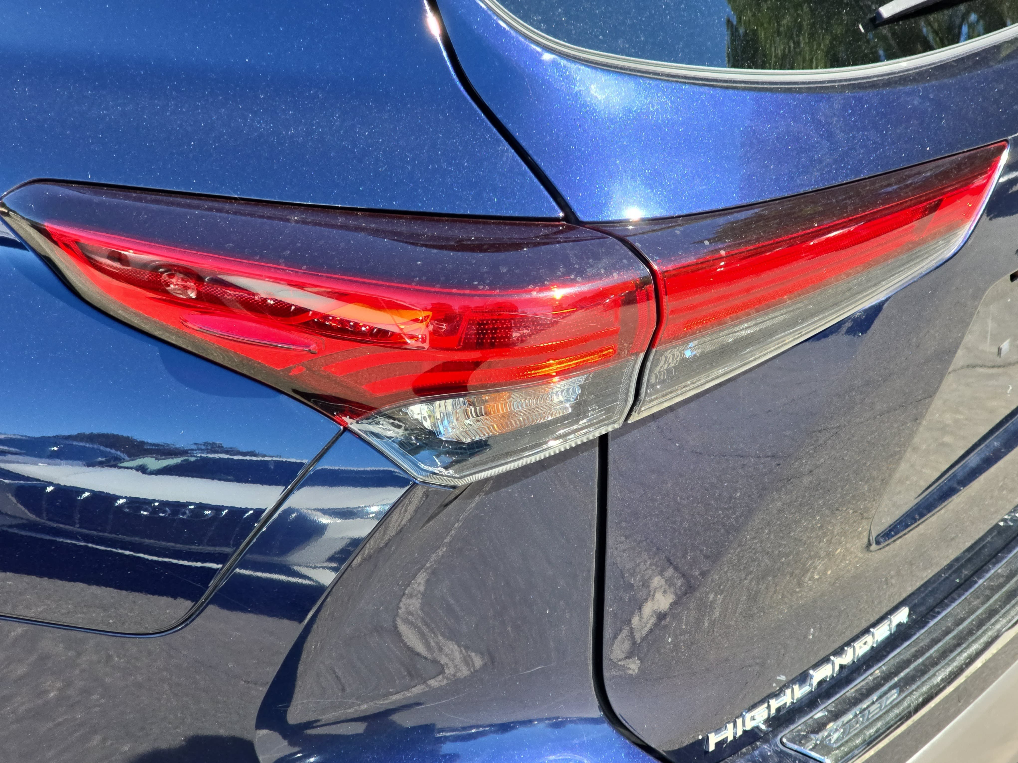 Used 2021 Toyota Highlander Platinum AWD/4WD image 38