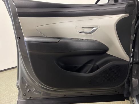 Used 2025 Hyundai Tucson SEL FWD image 19
