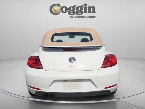 Used 2016 Volkswagen Beetle 1.8T S FWD image 5