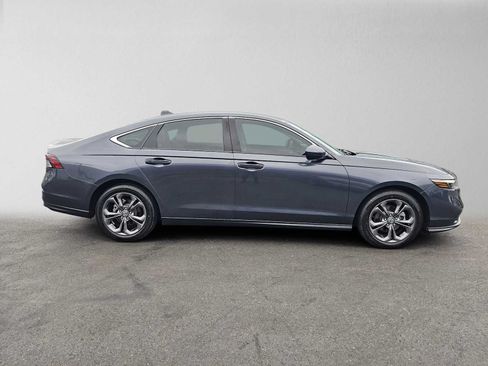 Used 2023 Honda Accord EX image 2
