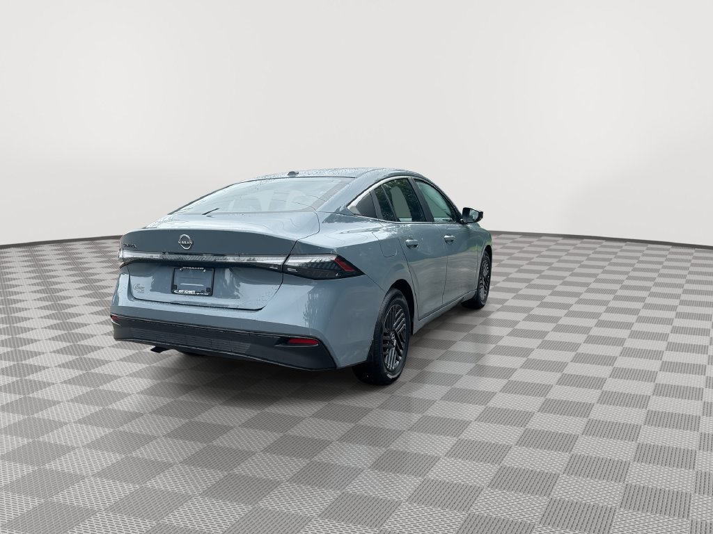 Certified 2026 Nissan Sentra SV w/ SV Convenience Package FWD image 12