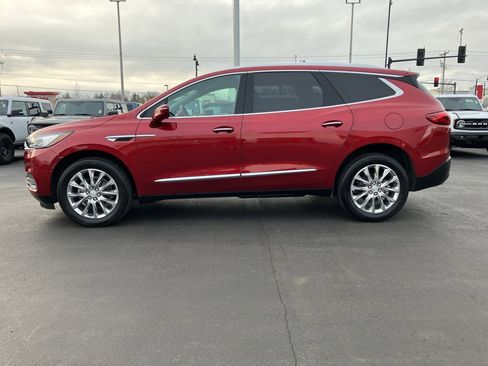 Used 2019 Buick Enclave Essence image 5