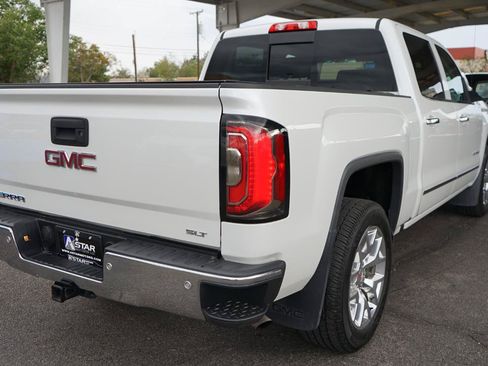 Used 2017 GMC Sierra 1500 SLT AWD/4WD image 3