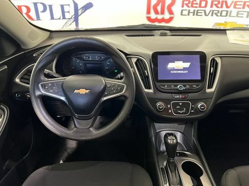Used 2020 Chevrolet Malibu LS FWD image 13