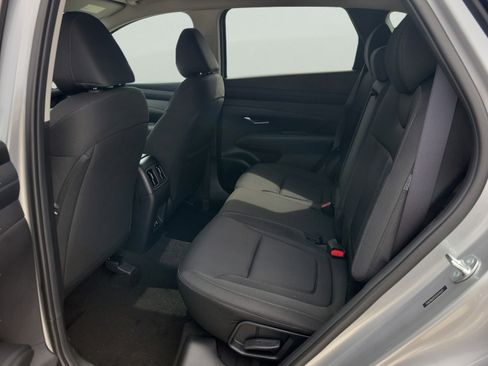 Used 2025 Hyundai Tucson SEL FWD image 9