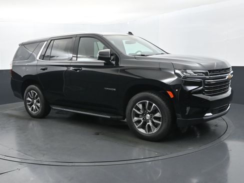 Used 2024 Chevrolet Tahoe LT w/ Luxury Package image 7