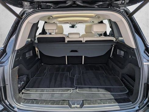 Used 2023 Mercedes-Benz GLB 250 image 6
