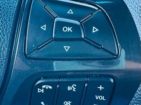 Used 2017 Ford Explorer XLT w/ Equipment Group 202A image 25