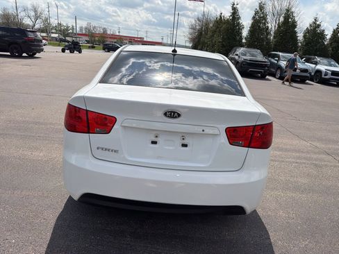 Used 2013 Kia Forte LX image 4