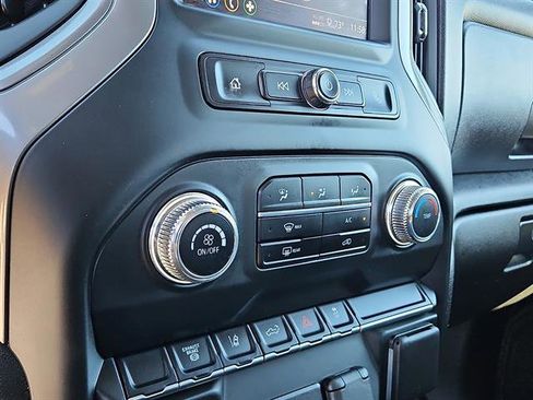 Used 2024 GMC Sierra 2500 Pro w/ Convenience Package image 19