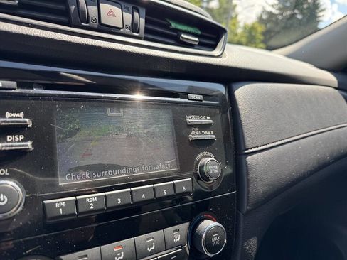 Used 2017 Nissan Rogue S w/ S Family Package AWD/4WD image 22