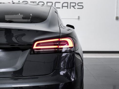 Used 2023 Tesla Model S image 42