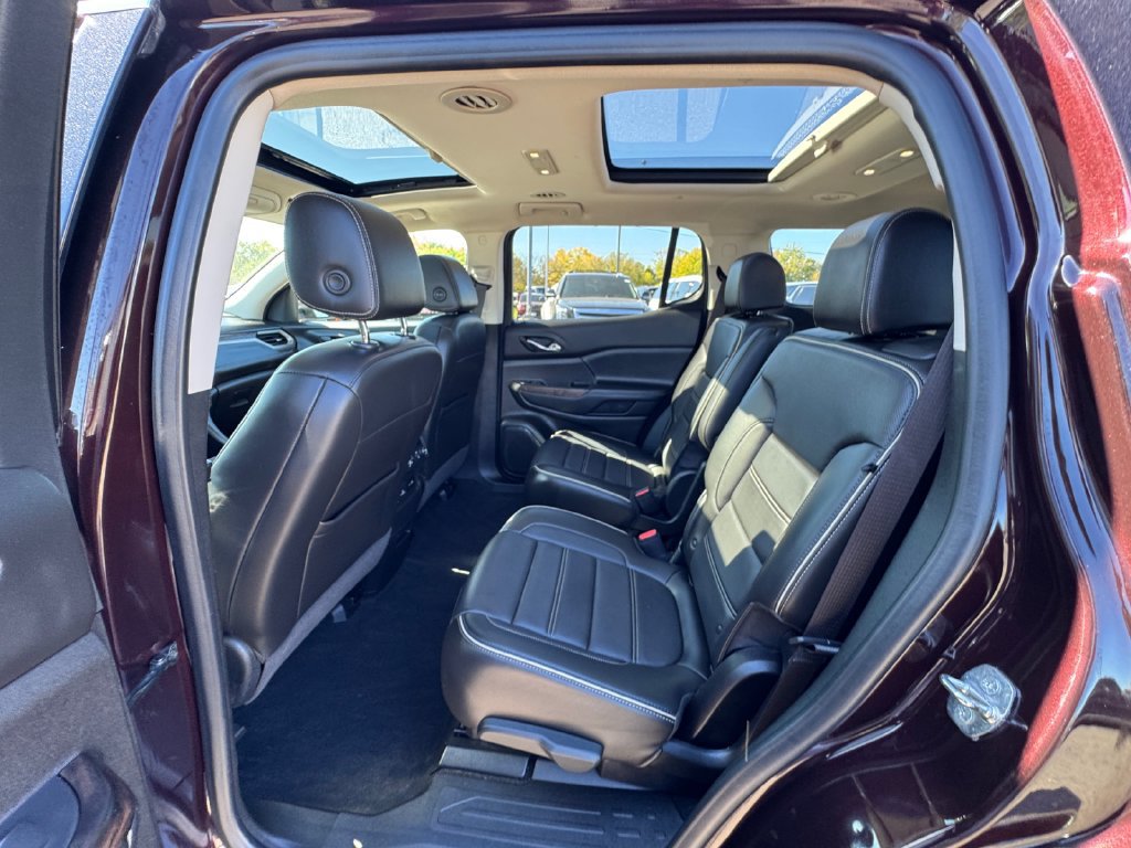 Used 2020 GMC Acadia Denali w/ Denali Ultimate Package AWD/4WD image 34