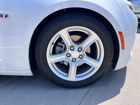 Used 2023 Chevrolet Camaro LT RWD image 41
