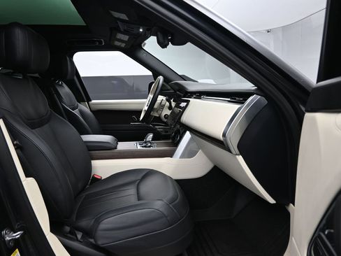 Used 2023 Land Rover Range Rover Long Wheelbase Autobiography AWD/4WD image 30