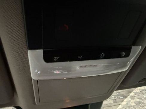 Certified 2025 Nissan Rogue SV image 24