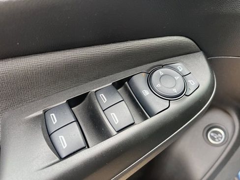 Used 2025 Buick Envista Preferred w/ Convenience II Package image 10