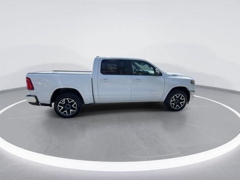 Used 2025 RAM 1500 Laramie AWD/4WD image 22