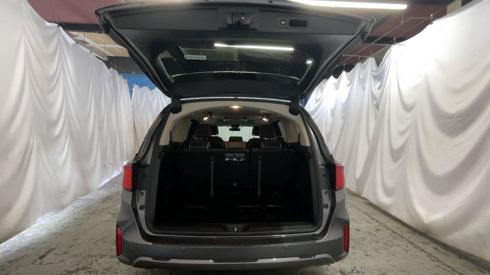 Certified 2025 Honda Odyssey Touring image 19