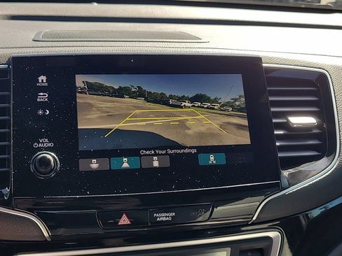 Used 2019 Honda Passport Touring image 23