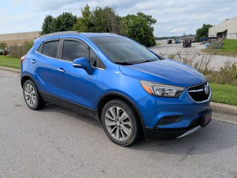 Used 2017 Buick Encore Preferred FWD image 2