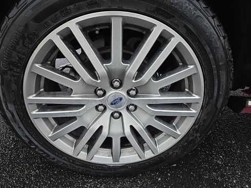 Used 2022 Ford Expedition Platinum AWD/4WD image 39