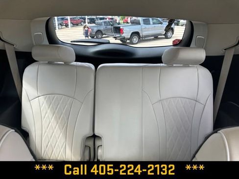 Used 2023 Buick Enclave Avenir AWD/4WD image 38