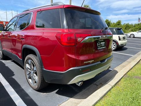 Used 2019 GMC Acadia SLT w/ LPO, Floor Liner Package FWD image 4