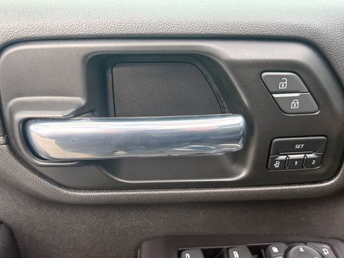 Certified 2022 Chevrolet Silverado 2500 LTZ image 17