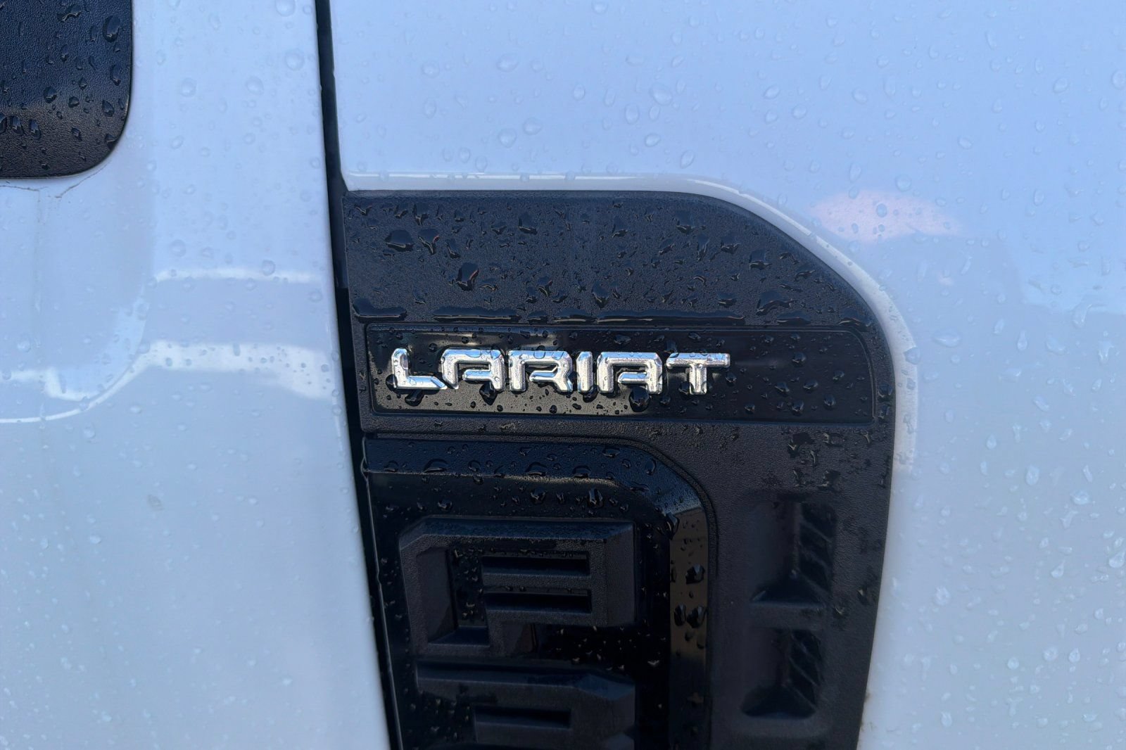 Used 2025 Ford F350 Lariat w/ Lariat Ultimate Package AWD/4WD image 3
