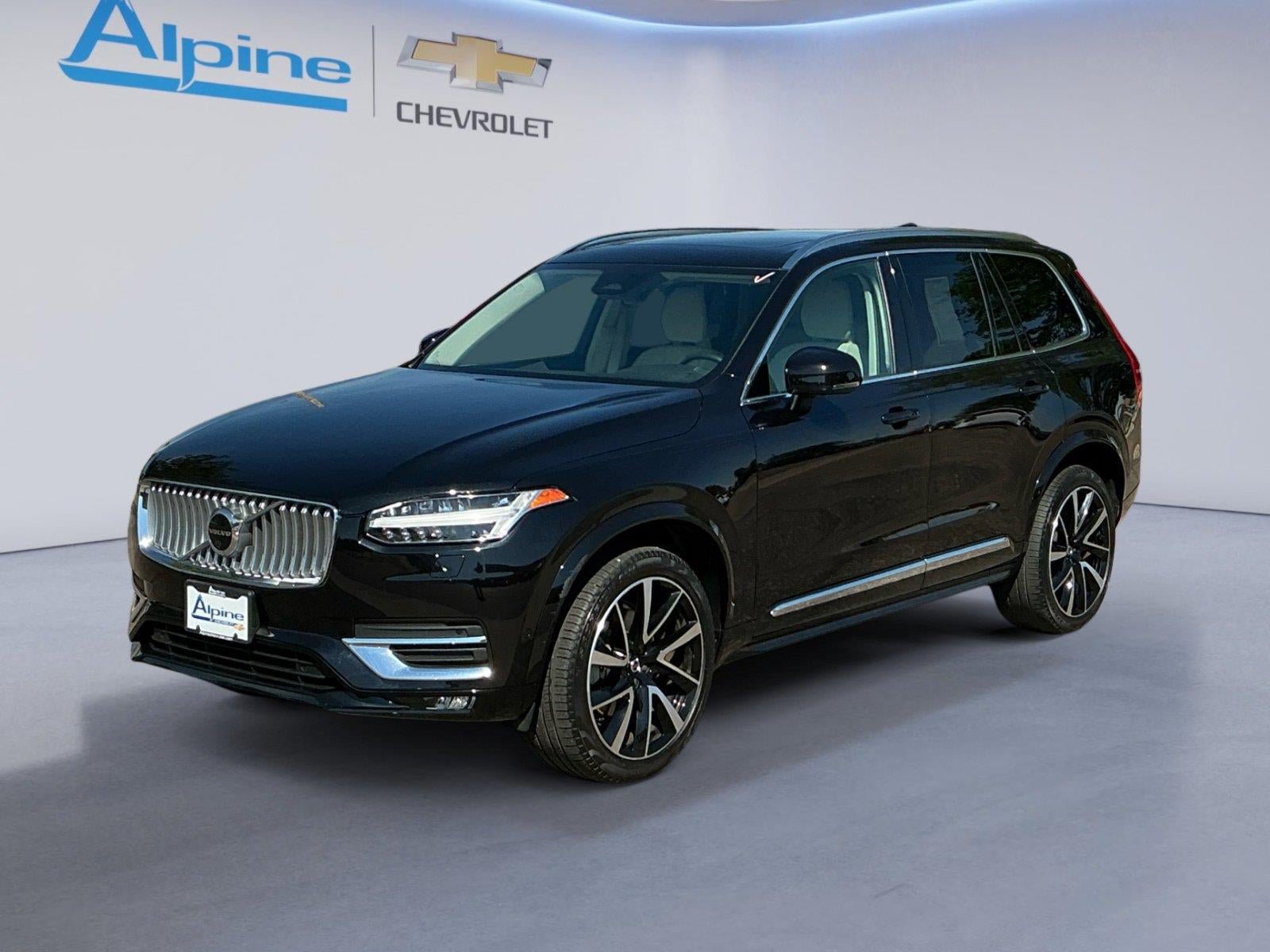 Used 2023 Volvo XC90 B6 Plus w/ Protection Package Premier AWD/4WD image 1