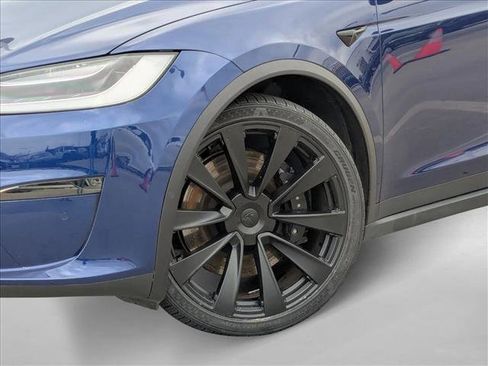 Used 2022 Tesla Model X Plaid image 23