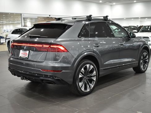 Used 2025 Audi Q8 Premium Plus w/ Premium Plus Package image 11