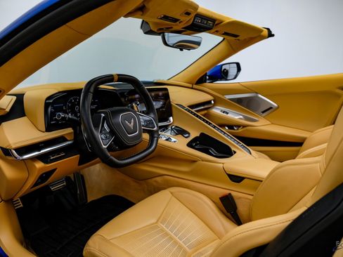 Used 2020 Chevrolet Corvette Stingray Premium Conv w/ 3LT Preferred Equipment Group image 39