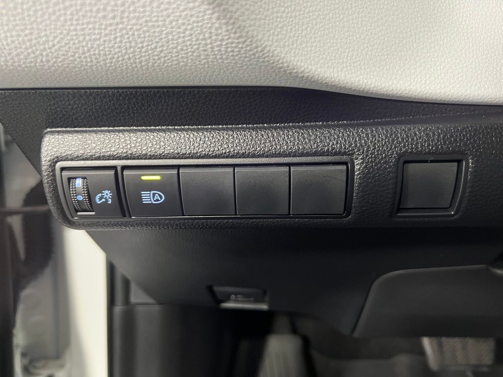 Certified 2022 Toyota Corolla SE FWD image 34
