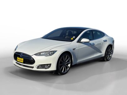 Used 2015 Tesla Model S 70D
