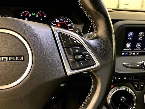 Used 2022 Chevrolet Camaro LT RWD image 18