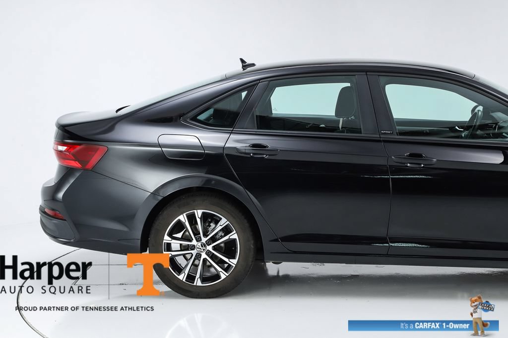 Used 2025 Volkswagen Jetta Sport FWD image 11
