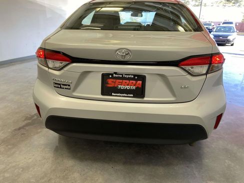 Certified 2025 Toyota Corolla LE w/ Convenience Package image 4