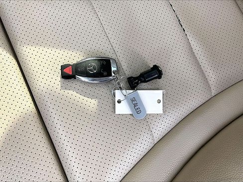 Used 2016 Mercedes-Benz C 300 4MATIC Sedan image 10